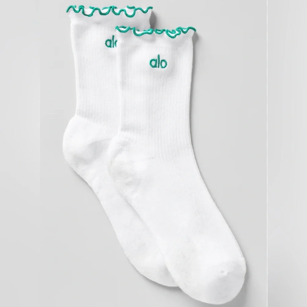 ALO Yoga Women's Lettuce Edge Sock - Picture 1 of 2